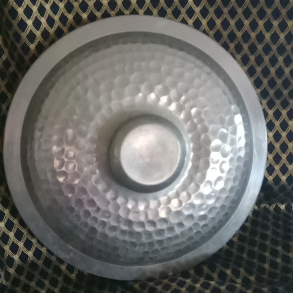 Italian Silver Hammered aluminum Ice Bucket - Picture 6 of 8
